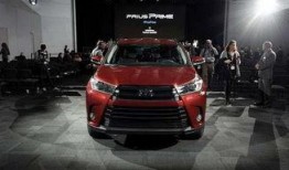 爆料新款汉兰达图片视频,惊艳外观与科技升级，揭秘新款车型亮点！”